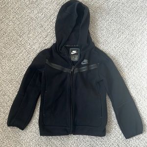 Youth Nike zip up hoodie size 5